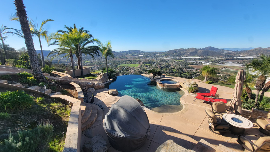 Vista del Rey Tree Services - Vista, CA