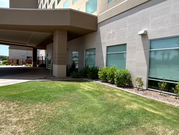 Desert Glow Home Services Image