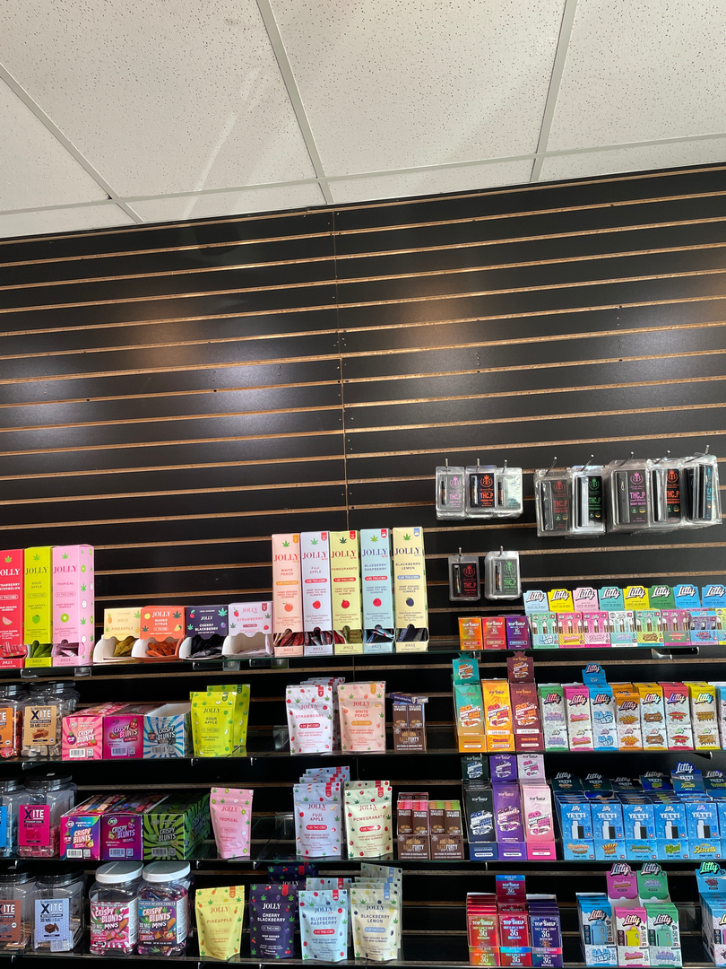 42 Degrees Cannabis Dispensary Image