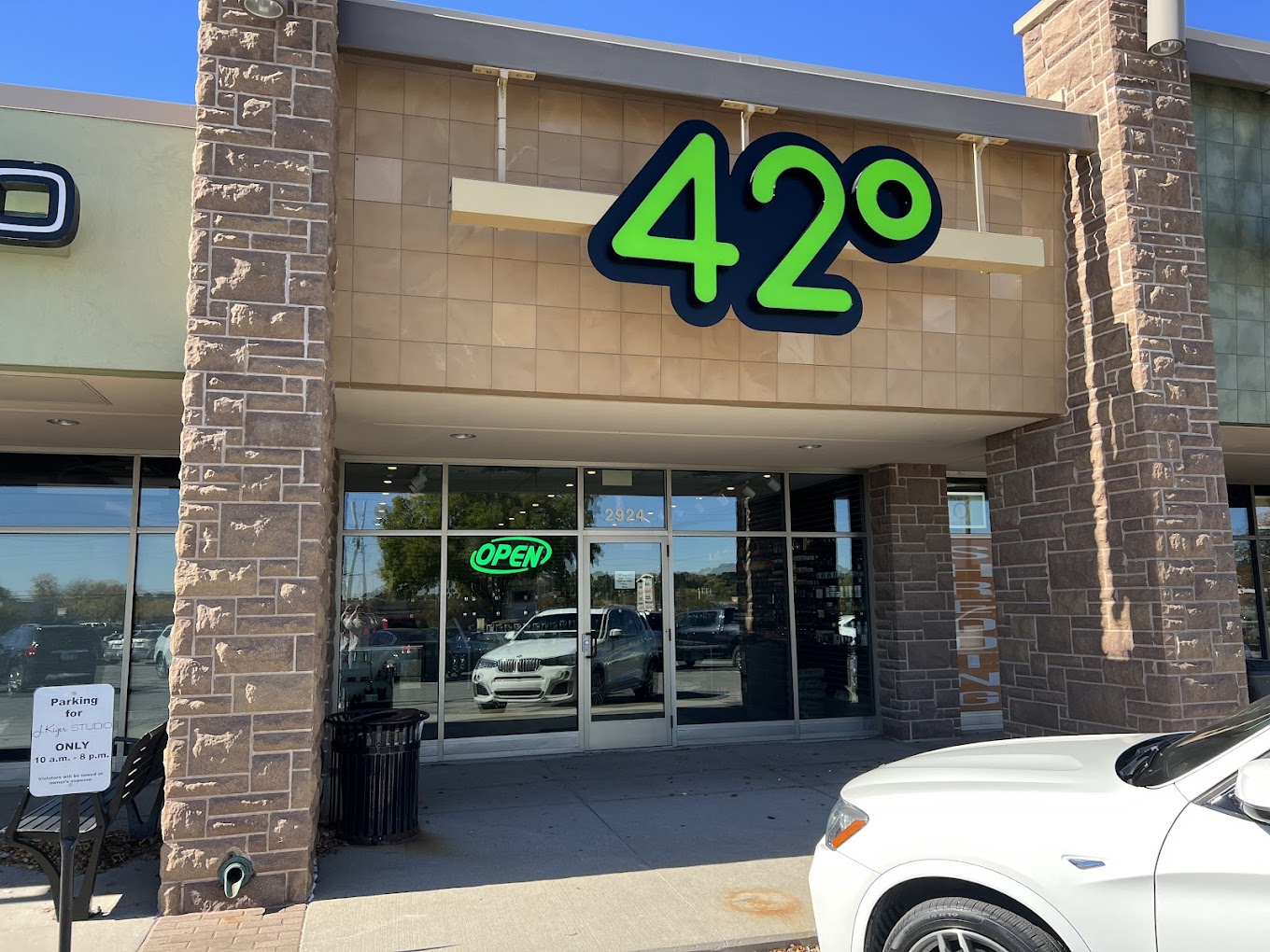 42 Degrees Cannabis Dispensary Image