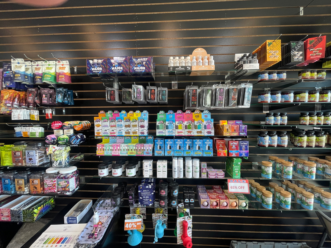 42 Degrees Cannabis Dispensary Image