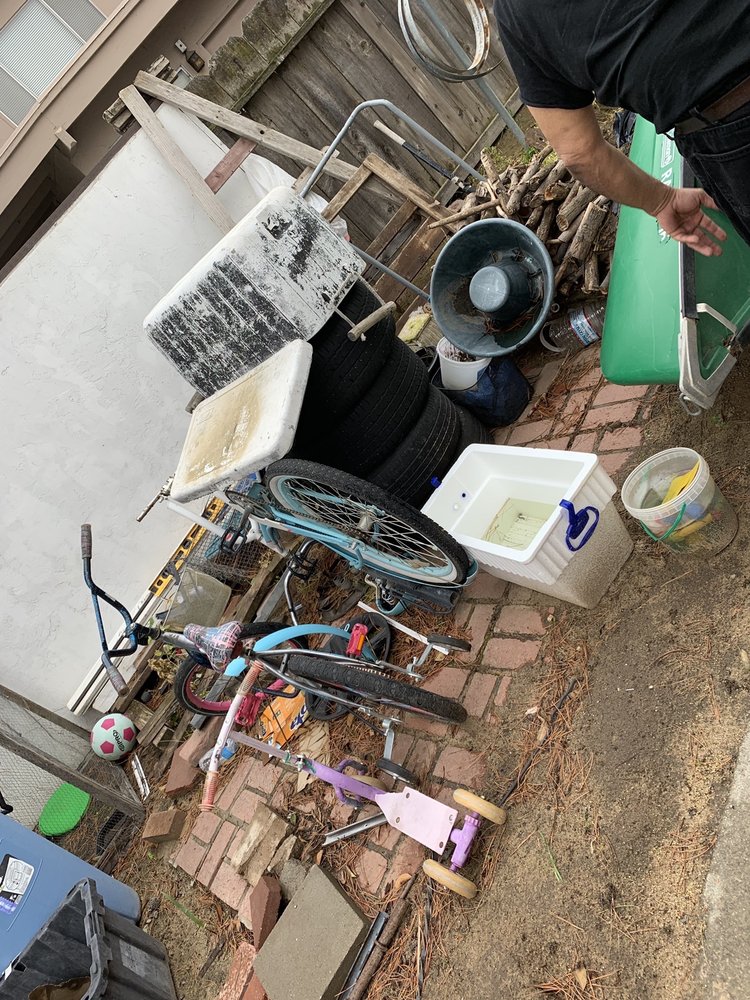 Junkout Junk Removal Image