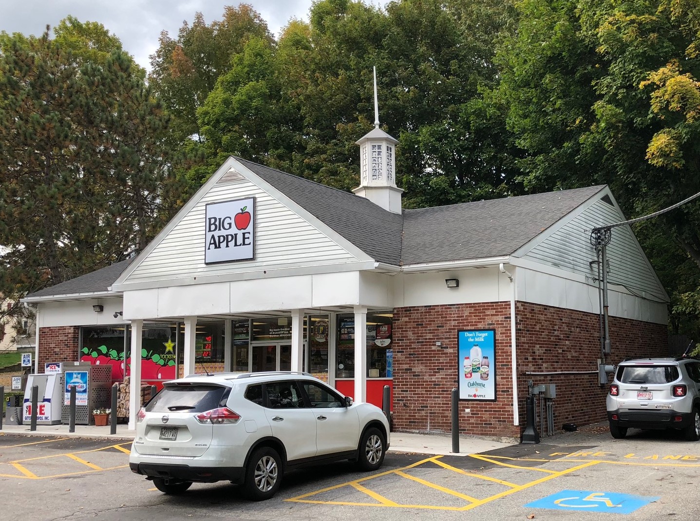 Big Apple Store Image