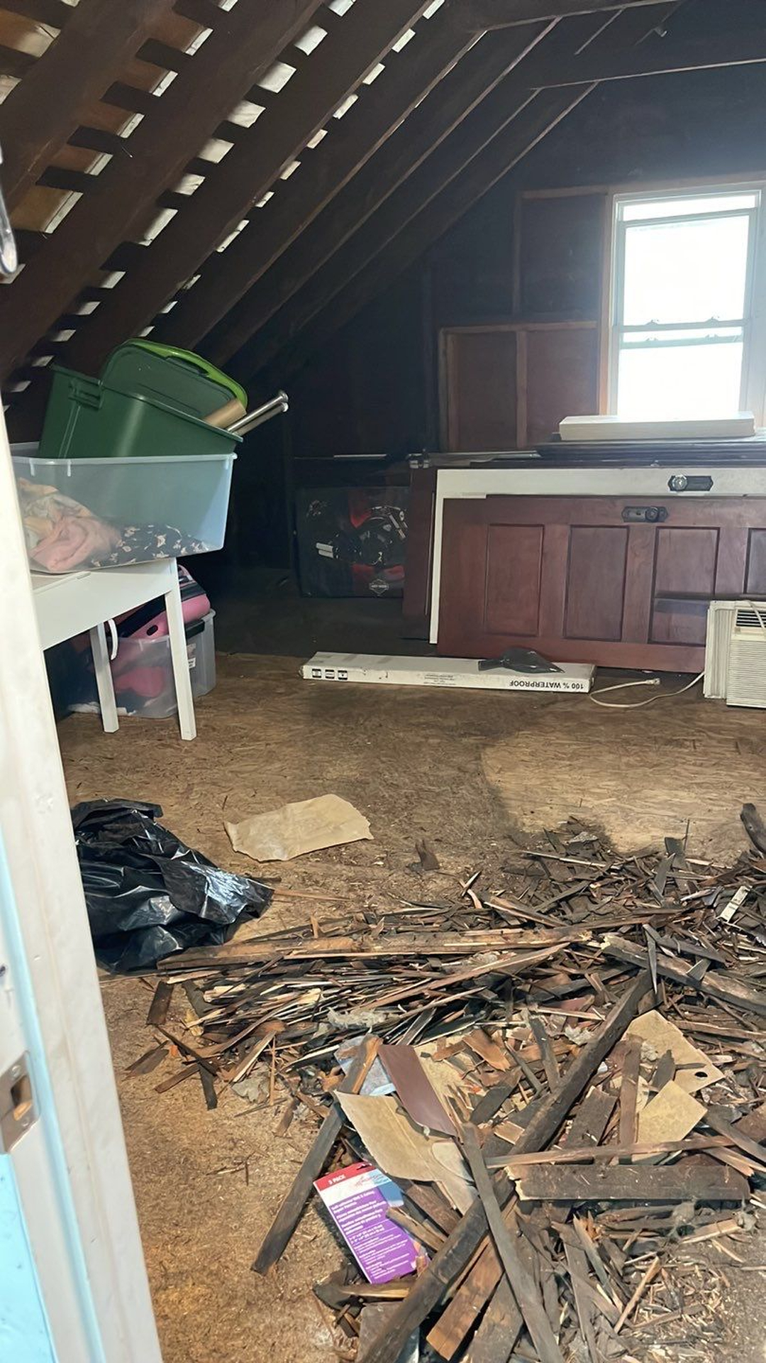 Herts Roofing & Construction Image