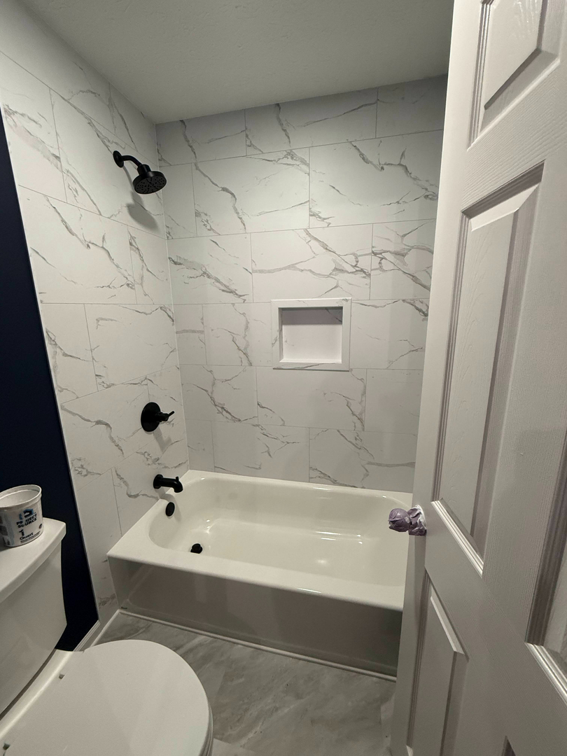 Fast Bath Makeover Image