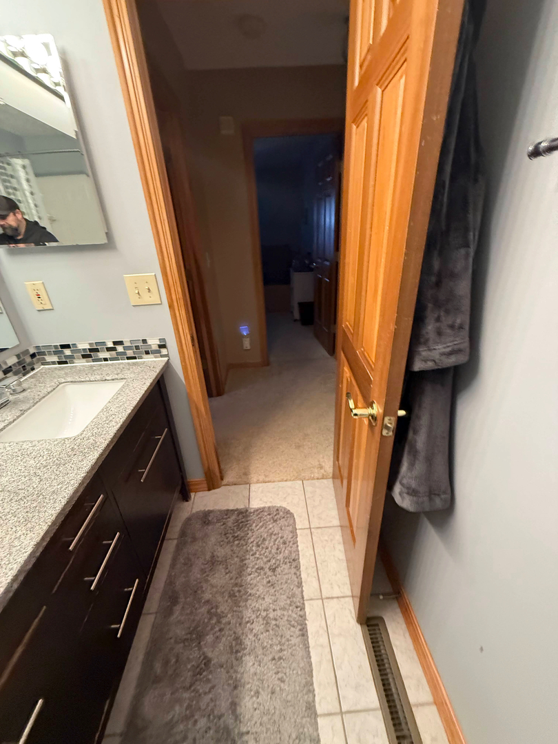 Fast Bath Makeover Image