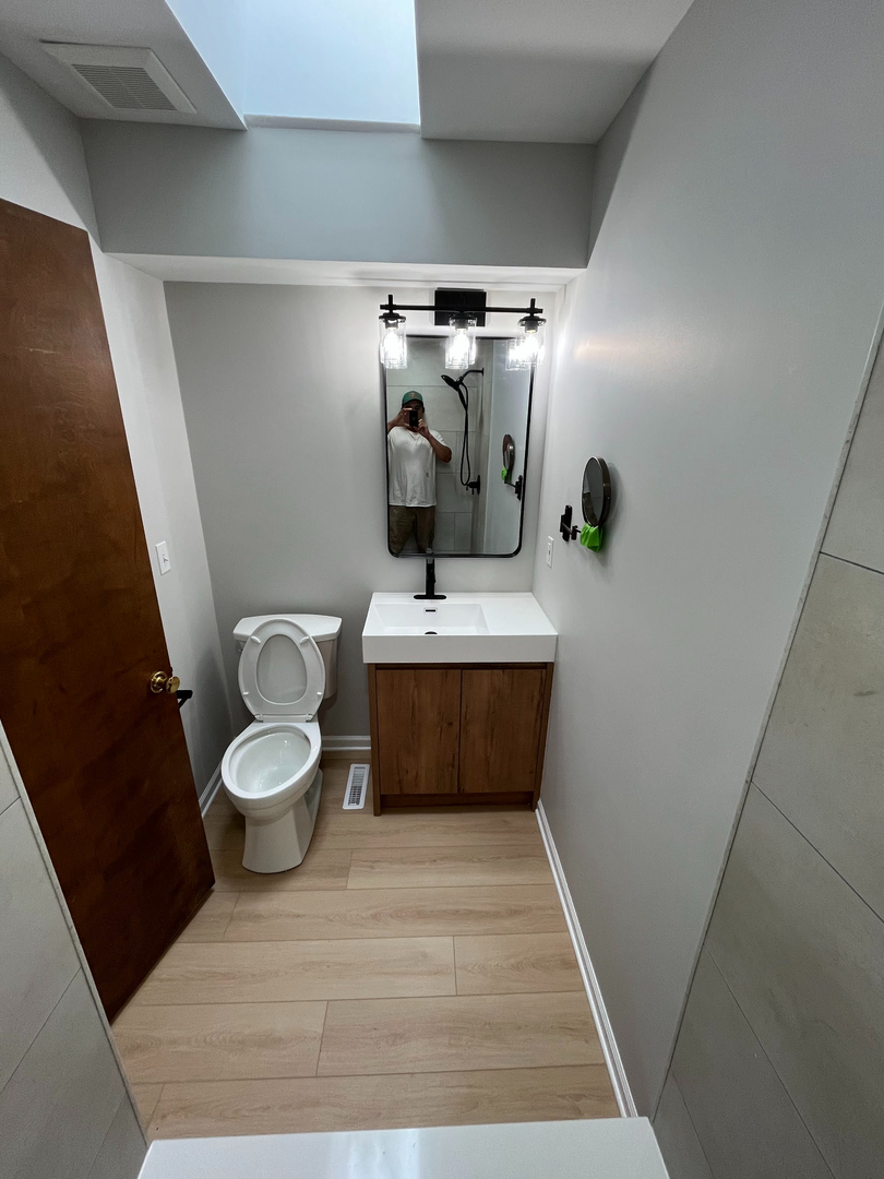 Fast Bath Makeover Image