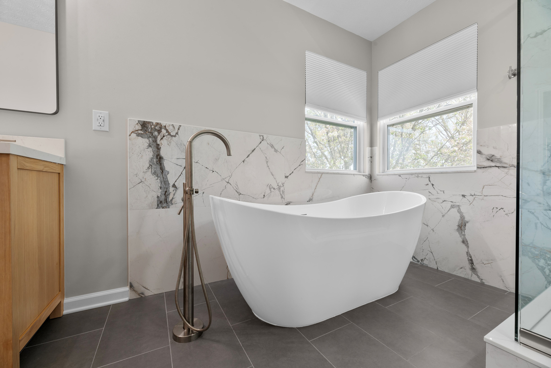 Fast Bath Makeover Image