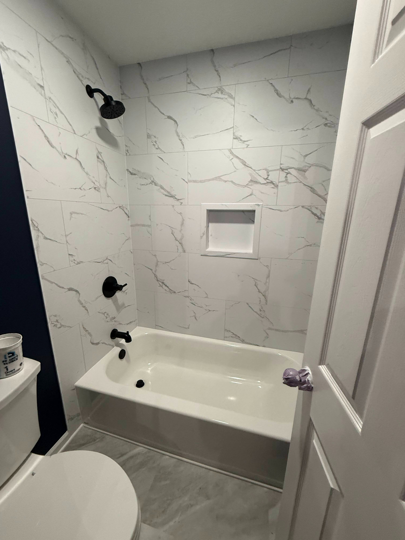 Fast Bath Makeover Image