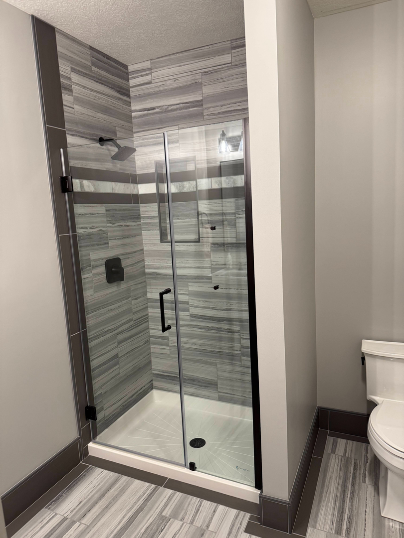 Fast Bath Makeover Image