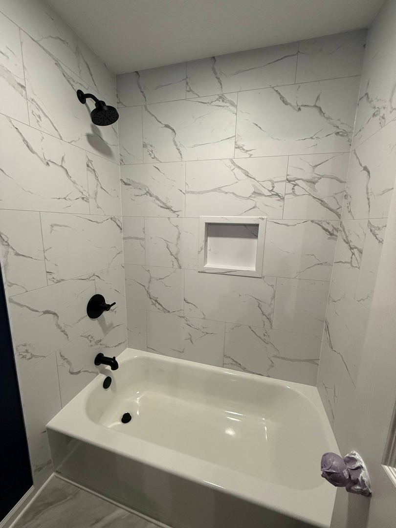 Fast Bath Makeover Image