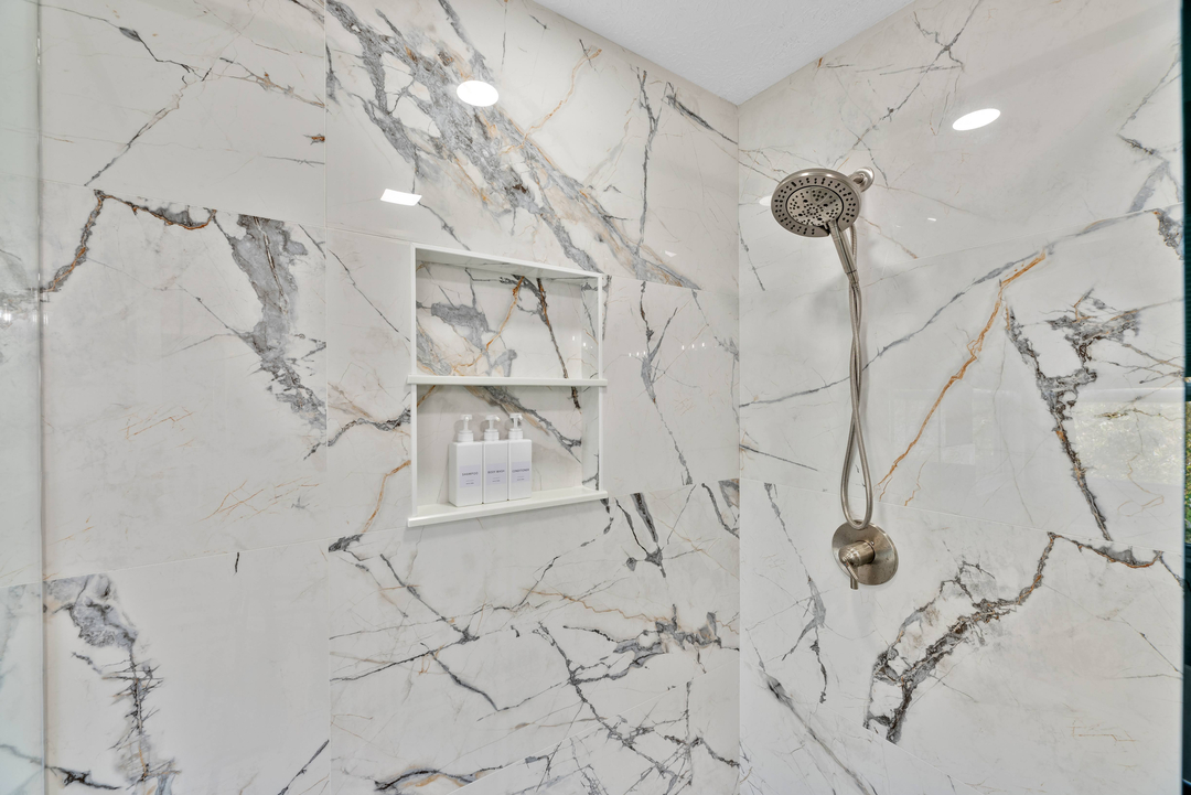 Fast Bath Makeover Image