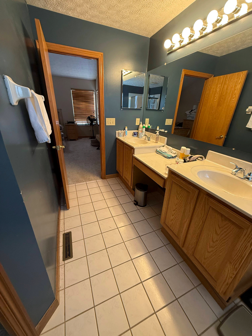 Fast Bath Makeover Image