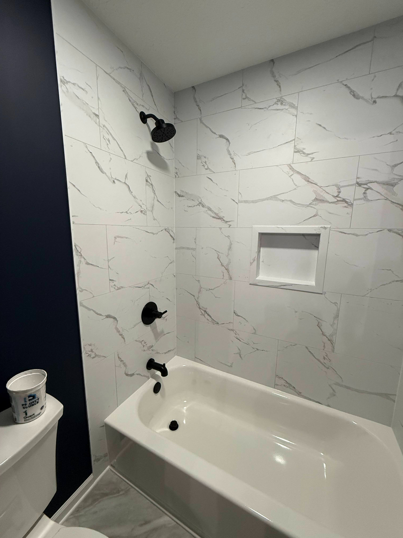 Fast Bath Makeover Image