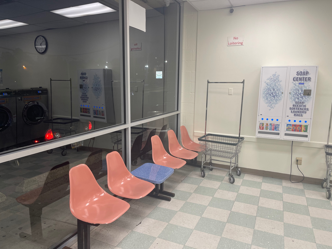 Speedy Wash Coin Laundry Westside Image