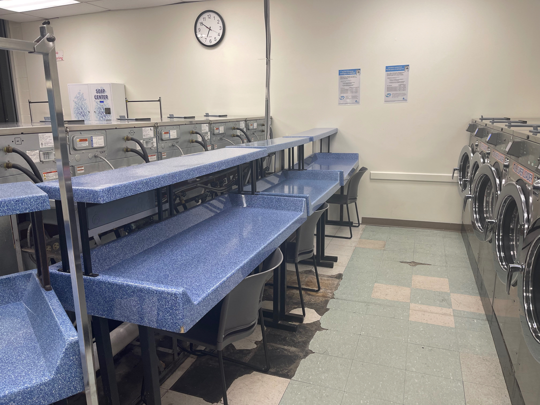 Speedy Wash Coin Laundry Westside Image