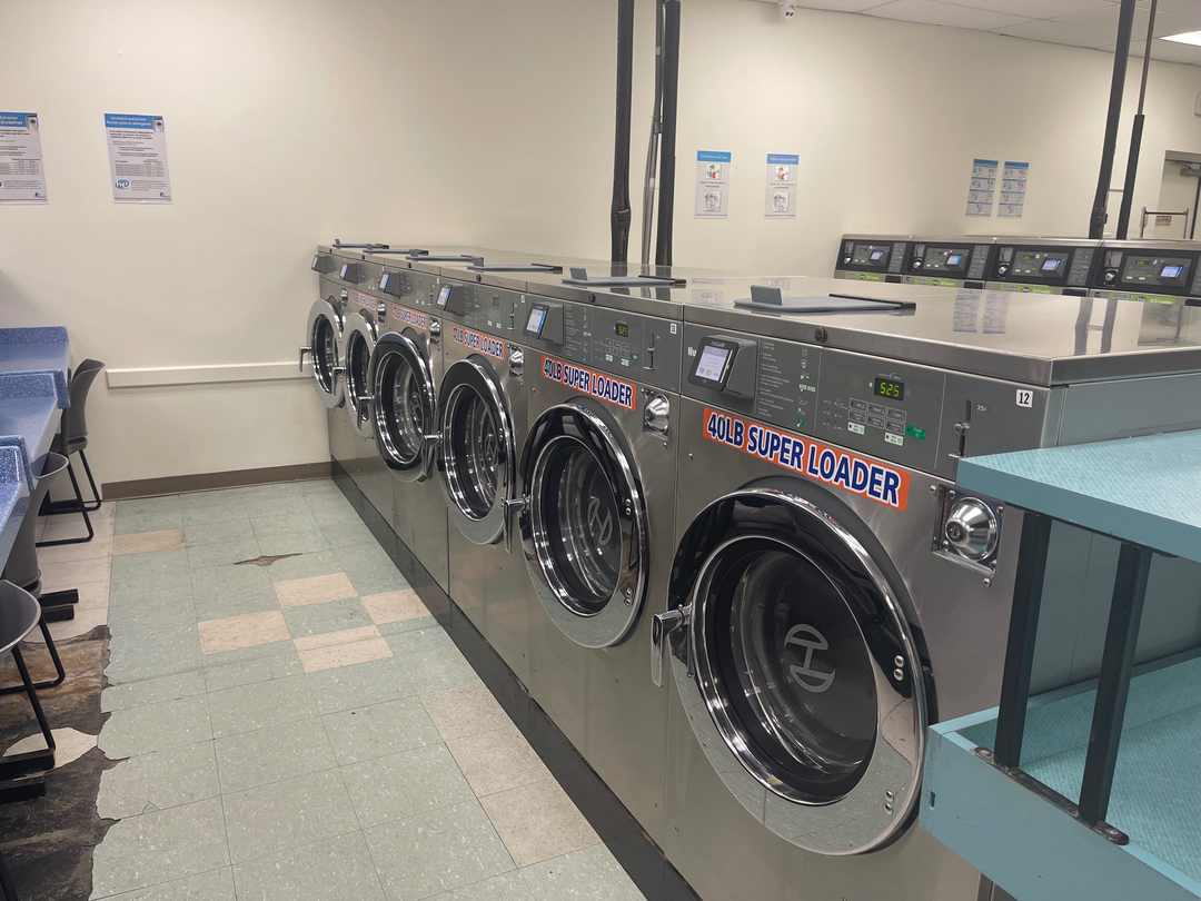 Speedy Wash Coin Laundry Westside Image