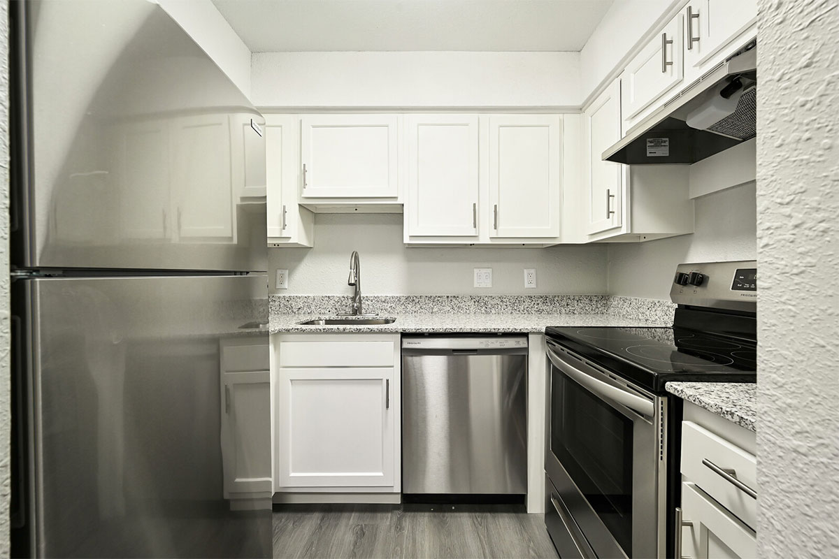 SouthRidge Apartments - Kansas City, KS