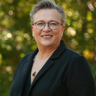 <span class="user-name "><span class="user-name__text">Amy Fitzgerald</span></span>