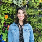<span class="user-name "><span class="user-name__text">Sarah Gale</span></span>