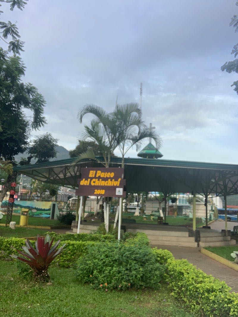 walking near me in Parque Central de Alajuelita in winter