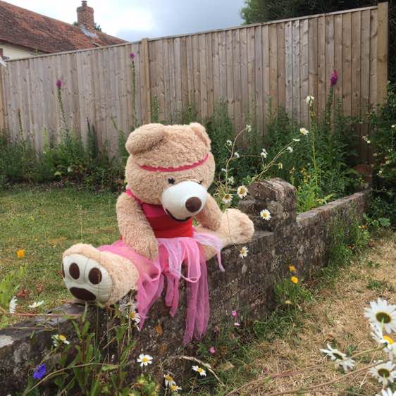 Mediterranean Man 🇬🇷🇬🇧🎤😎🎧💃🏻🕺🏻 post 1