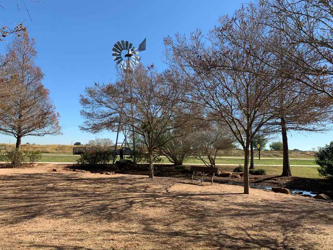 walking near me in Sugar Land Memorial Park in winter