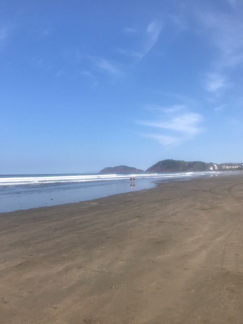 walking near me in Parque Johannes Dankers in winter