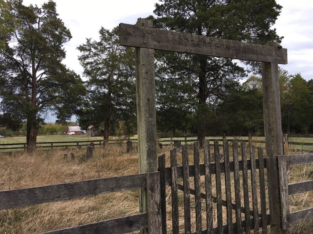 walking near me in Bristoe Station Battlefield Heritage Park in winter