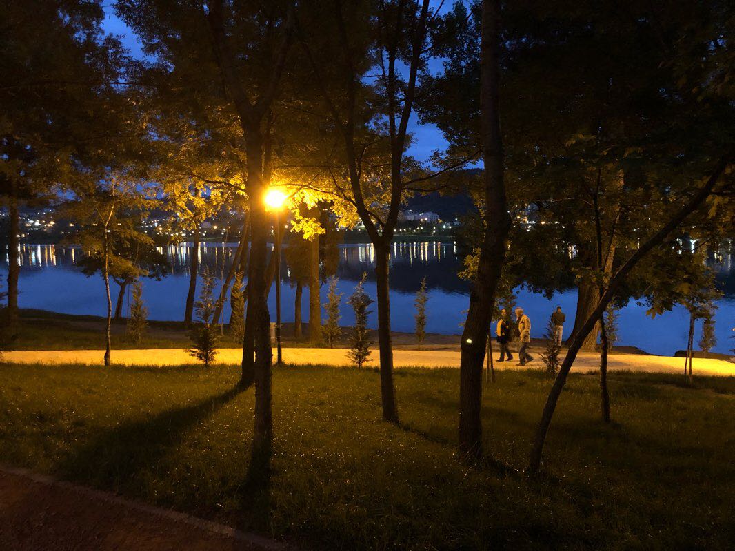 walking near me in Vëllezërit Frashëri in winter