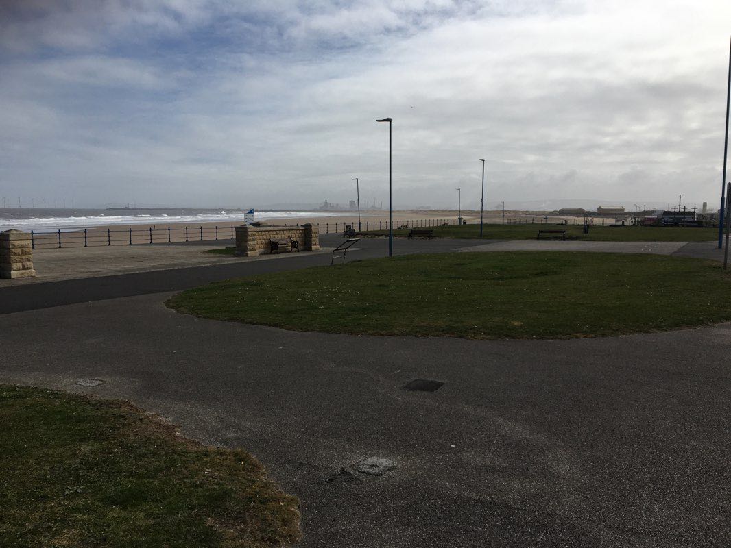 walking near me in Seaton Carew Park in winter