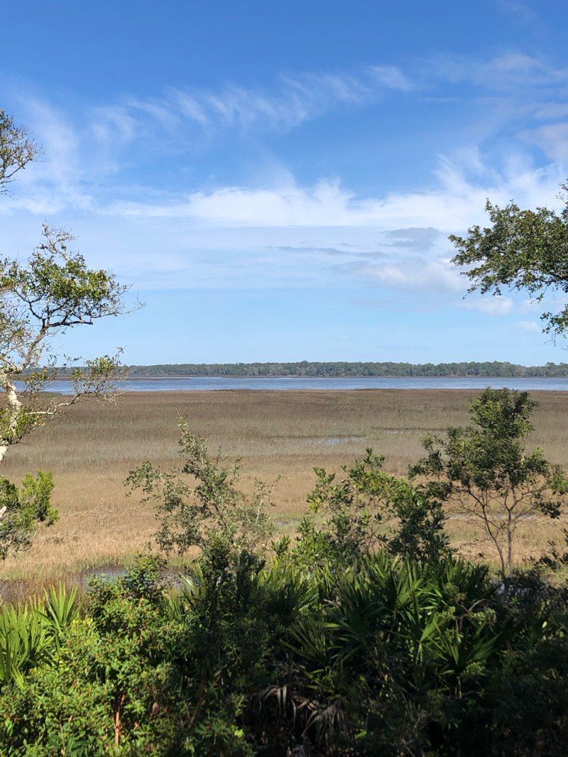 walking near me in Crooked River State Park in winter
