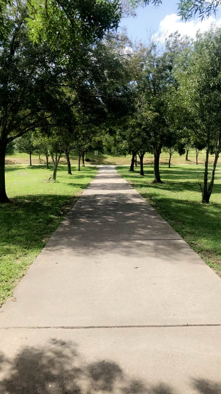 walking near me in Nowlan Park in summer