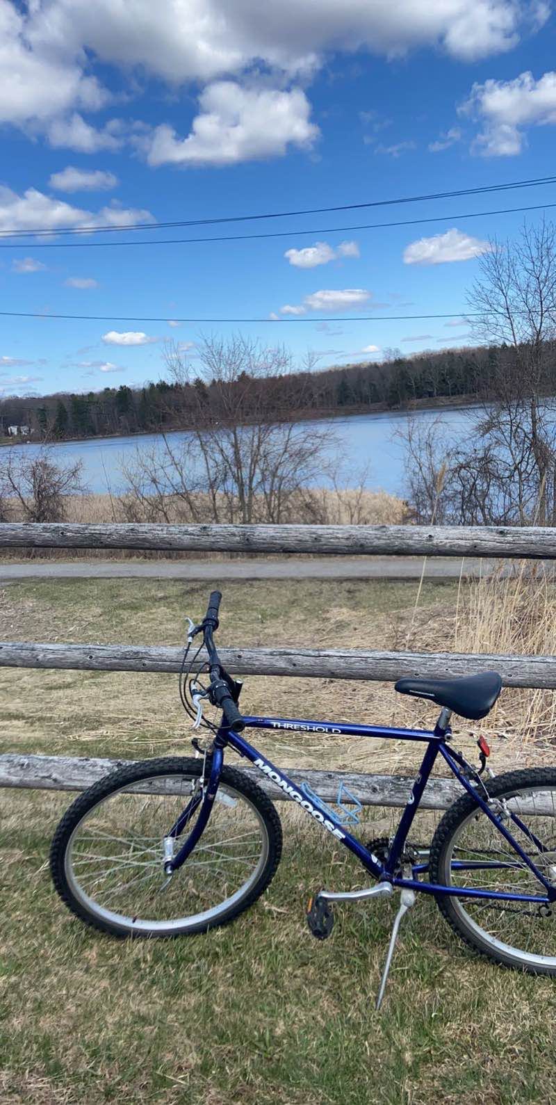 walking near me in Mohawk River State Park in winter