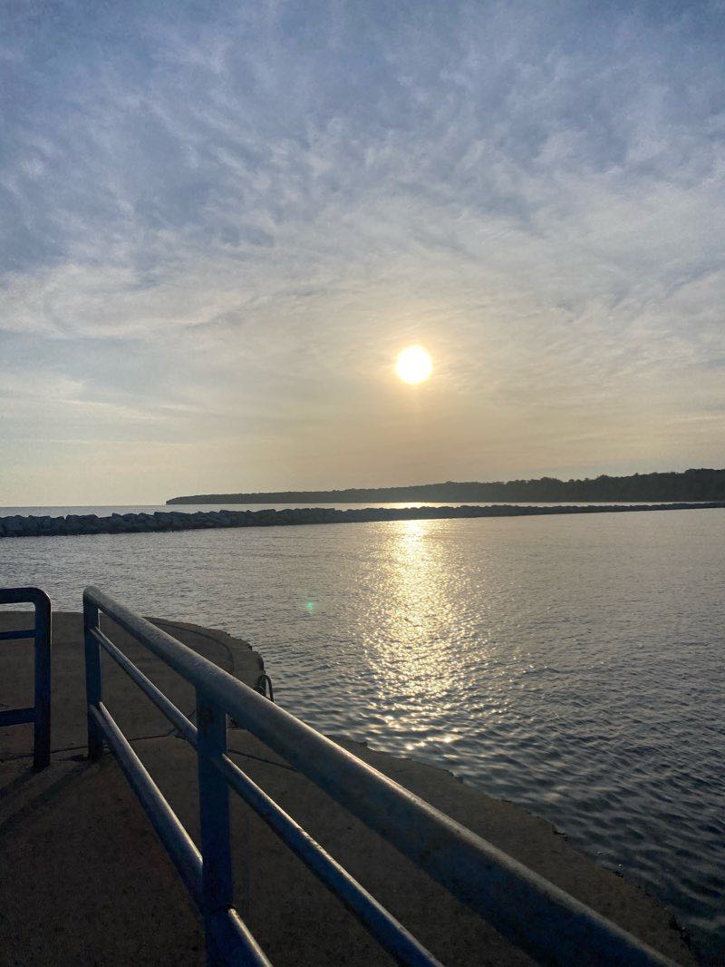 walking near me in Veteran's Memorial Park in winter