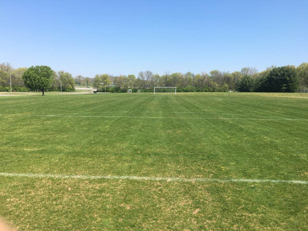 walking near me in Triple Creek Park in winter