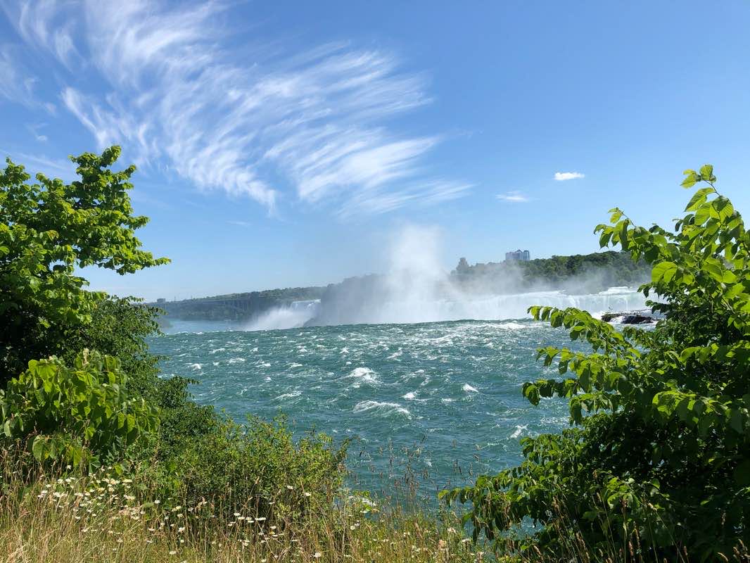 walking near me in Kingsbridge Park in winter