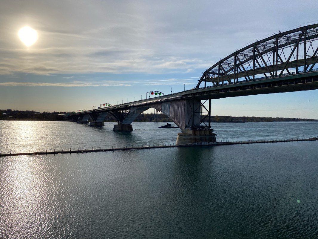 walking near me in Centennial Park in winter