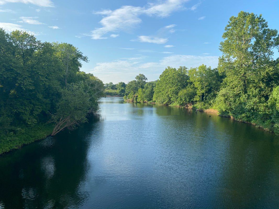 walking near me in Stones River Bend Regional Park in winter