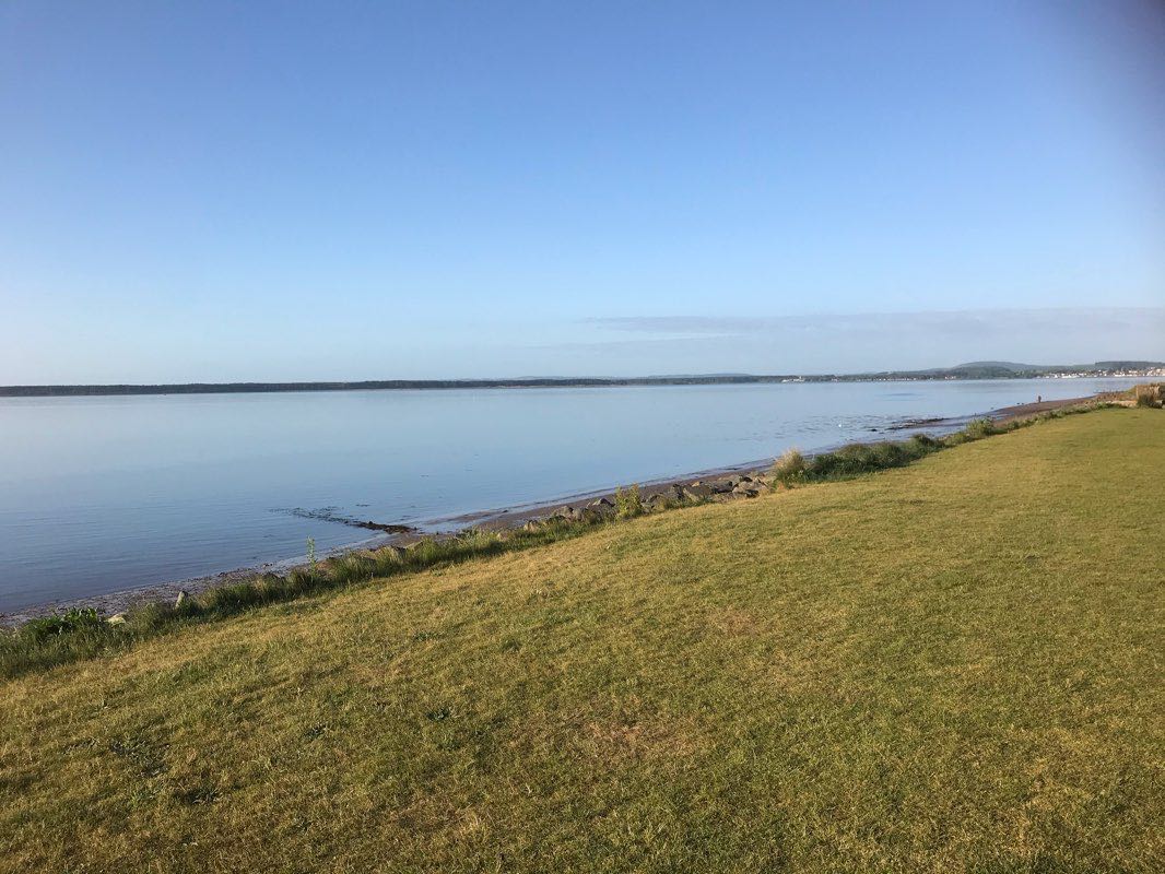 walking near me in Monifieth Beach Park in winter
