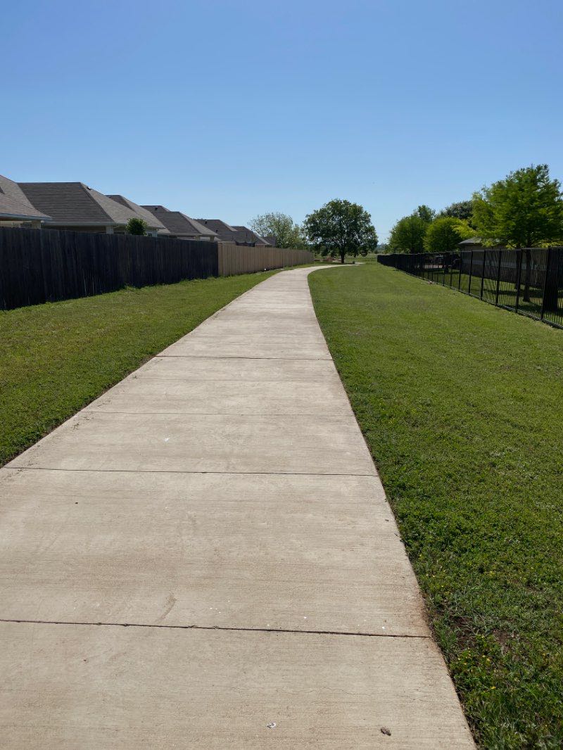walking near me in Crossroads Recreational Complex in winter