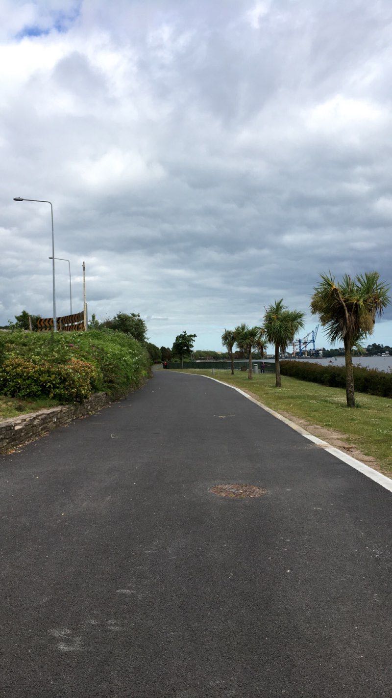 walking near me in Port 2000 Park in winter