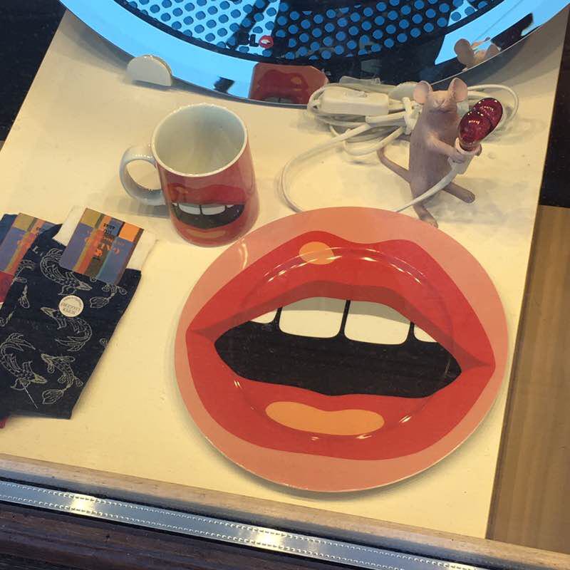 泡在钻石里的张华丽 post 1