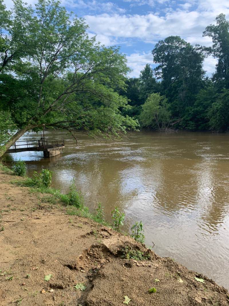 walking near me in Floyd County Courthouse in winter
