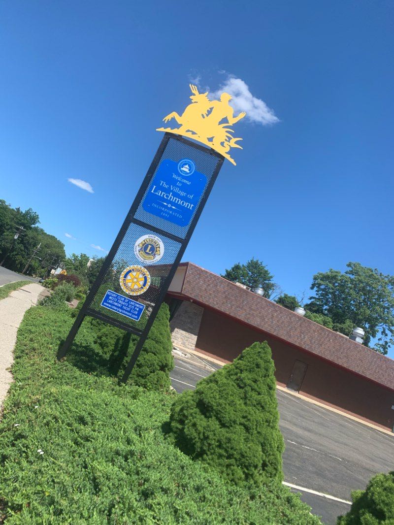 walking near me in Rye Nature Center in winter