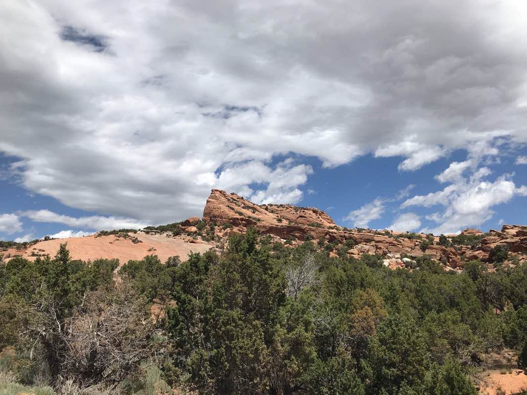 walking near me in Red Fleet State Park in winter