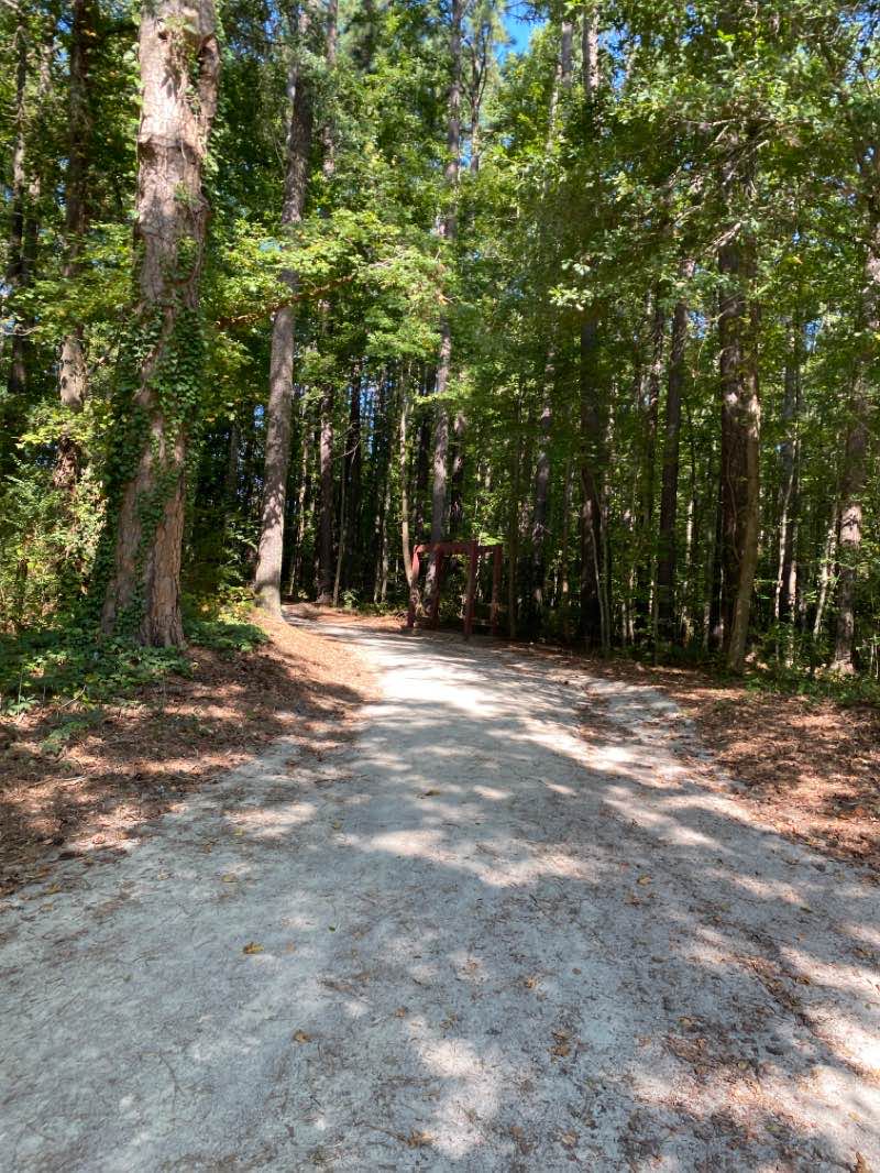 walking near me in Kiwanis Park Greenway in winter