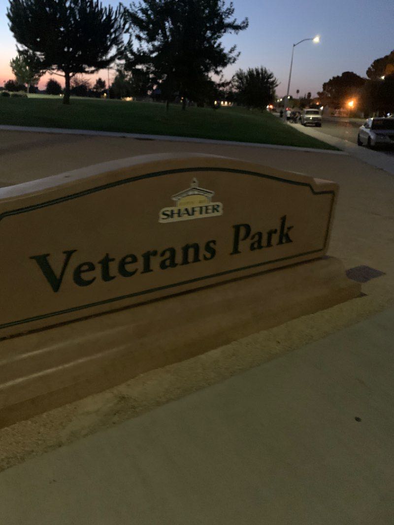 walking near me in Veterans Park in winter