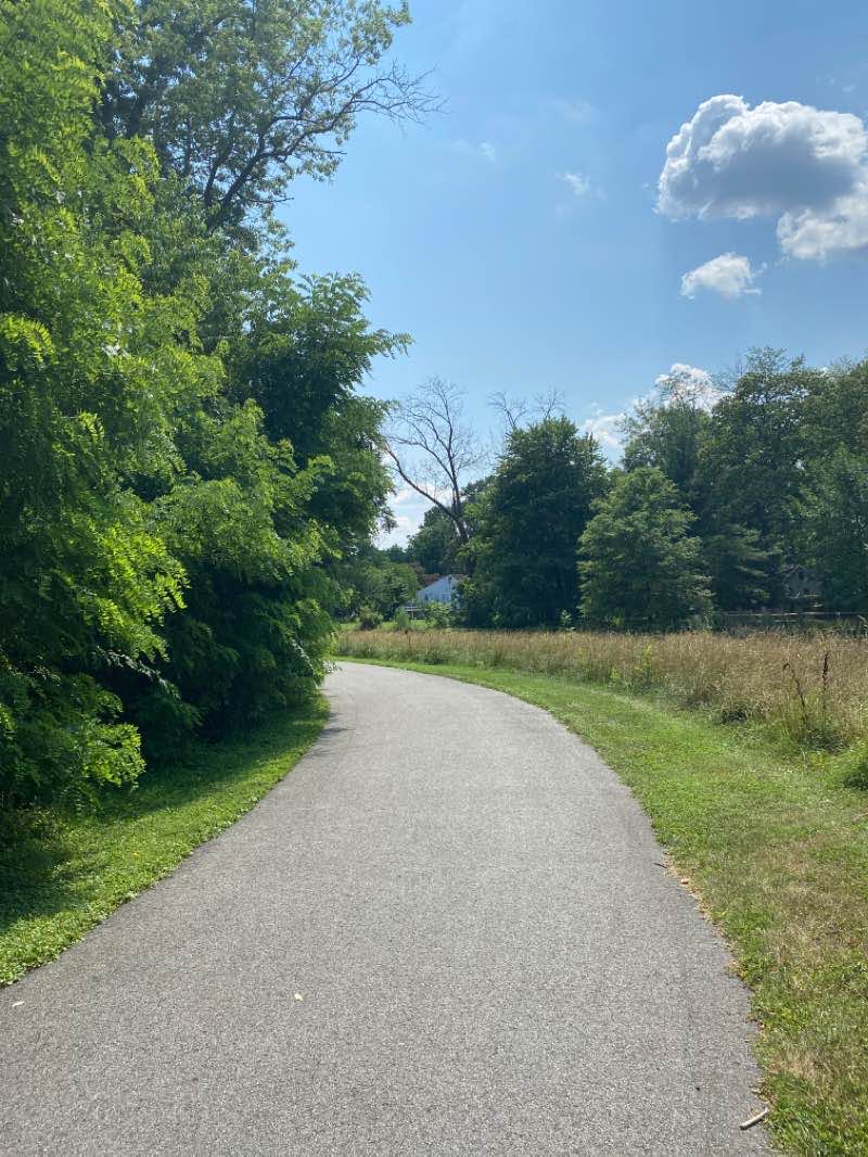 walking near me in Maple Avenue Park in winter