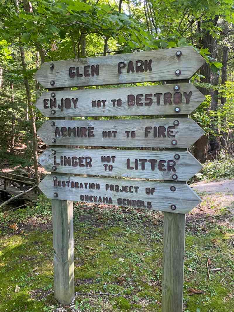 walking near me in Mineral Springs Park in winter